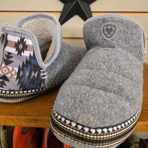 Ariat Slippers Slipper Bootie ladies size 9-10 L/XL